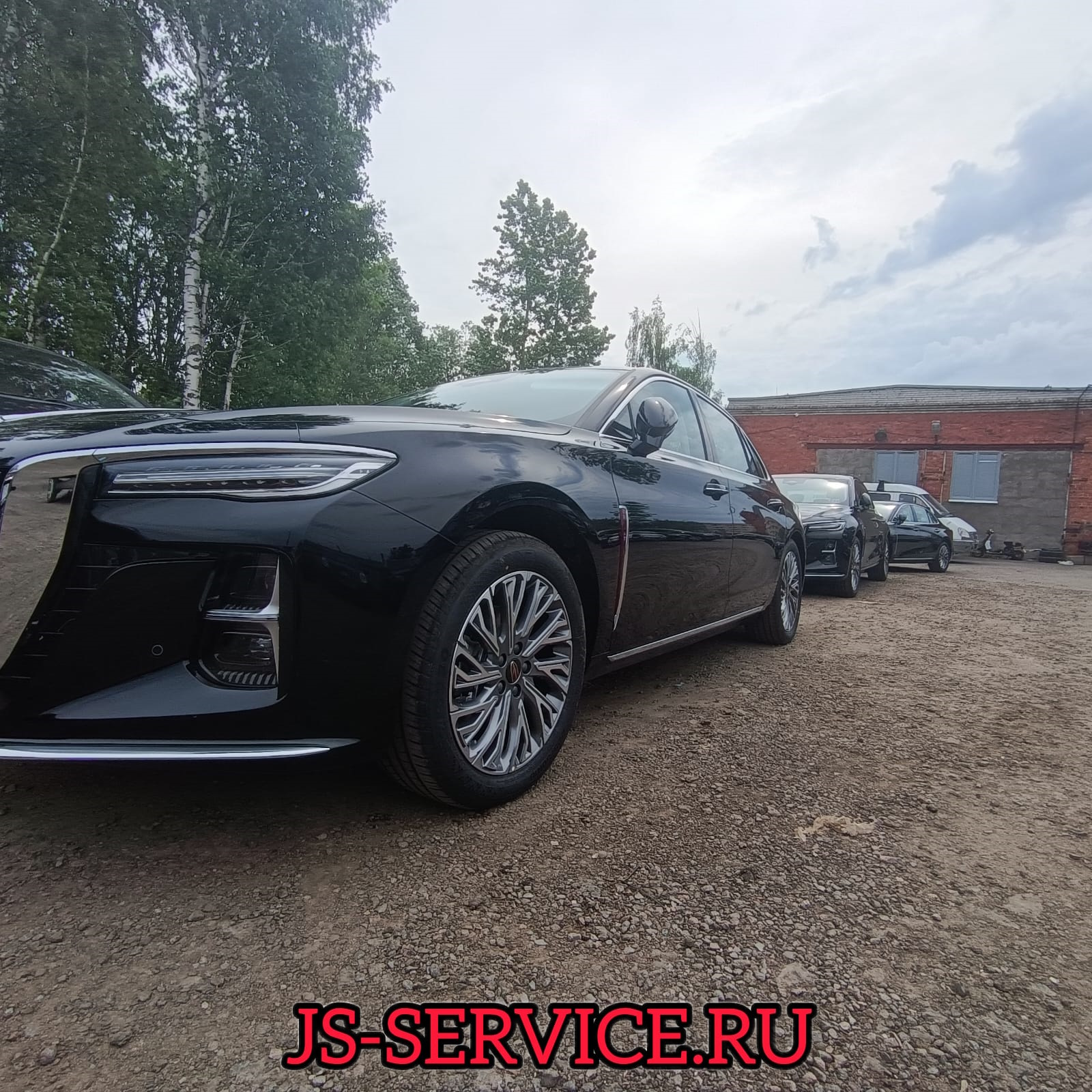 Hongqi H5 2.0T Deluxe 40TD. Тонировка 4-х автомобилей. Плановое ТО. JS-Service, г. Пушкин, Территория Павильон Урицкого 1Л