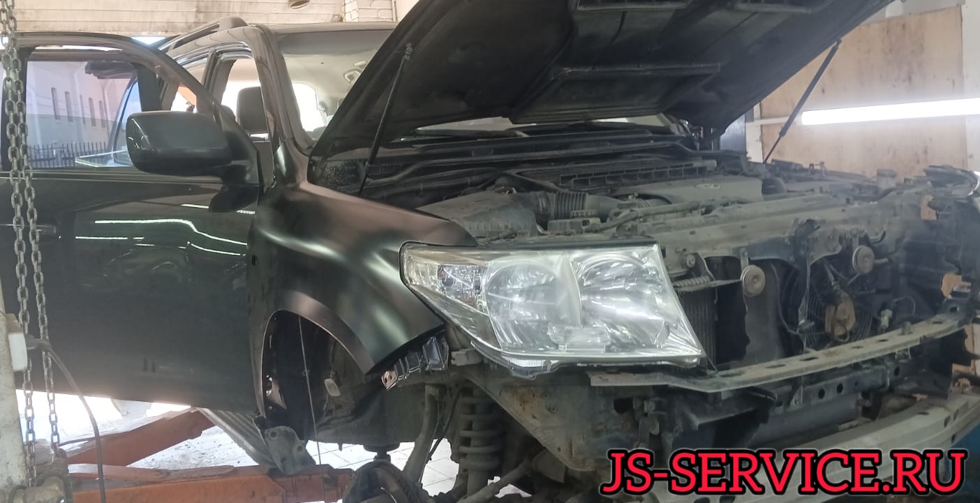 Toyota Land Cruiser 200. Малярно-кузовной ремонт. JS-Service, г. Пушкин, Территория Павильон Урицкого 1Л